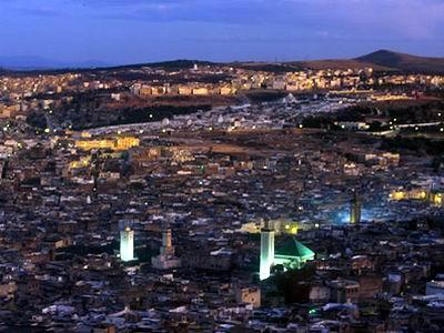Fès